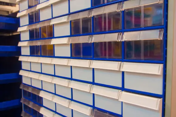 Шкаф в сборе Стелла-техник С-2-126 на 126 коробов, ЛДСП