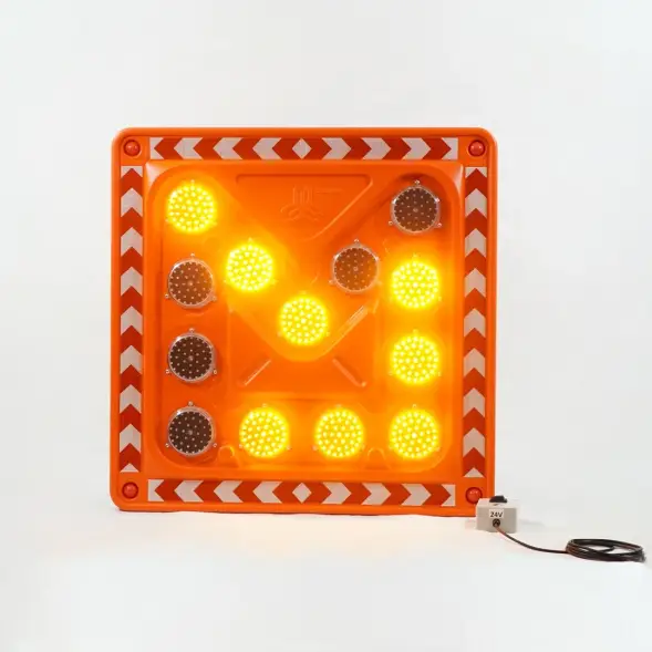 Стрелка светодиодная импульсная ССИ-13 900х900