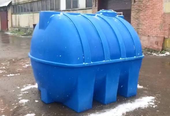 Емкость пластиковая горизонтальная для хранения воды и дизельного топлива, 5000 л, синий [TG5000S13]