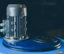 Емкость T 2000 синий с лопастной мешалкой