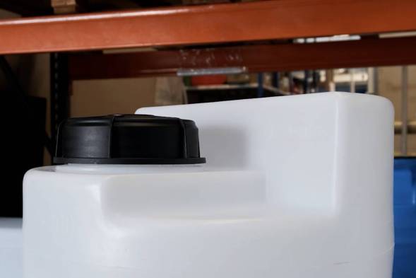 Емкость дозировочная 100 л с резьбовой крышкой под плотность вещества до 1.3 г/см3, белый