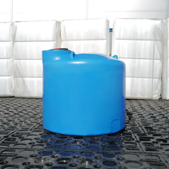 Емкость TOR 2000л под плотность до 1.2 г/см³ с откидной крышкой синяя