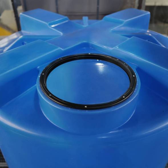 Емкость T 3000 л